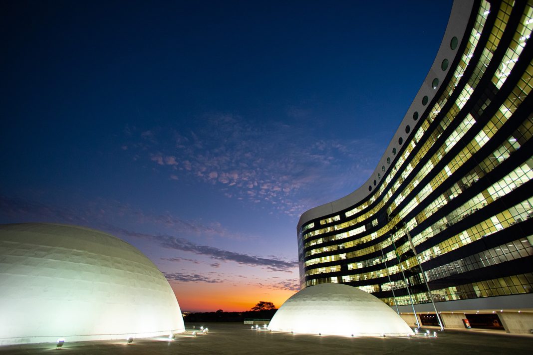 Estudo do NetLab indica que Kwai descumpre regras do TSE Estudo do NetLab indica que Kwai descumpre regras do TSE sobre anúncios eleitorais