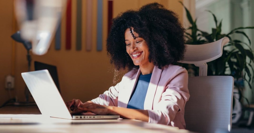 Home office: 41 vagas para trabalho remoto internacional [27/09]