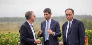 IA pode ameaçar sistema financeiro global ao facilitar ataques cibernéticos, alerta presidente do Banco da Inglaterra IA pode ameaçar sistema financeiro global ao facilitar ataques cibernéticos, alerta presidente do Banco da Inglaterra