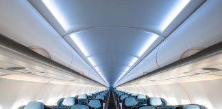 Mais espaço, cama e cardápio gourmet: como é viajar no avião que só tem classe executiva Mais espaço, cama e cardápio gourmet: como é viajar no avião que só tem classe executiva