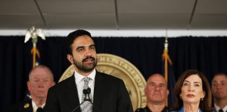 Nova York suspende uso de IA para alunos de escolas públicas Nova York suspende uso de IA para alunos de escolas públicas