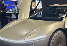 O que tá rolando: Tesla é investigada nos EUA por robotáxis sem volante Acesse pelo celular