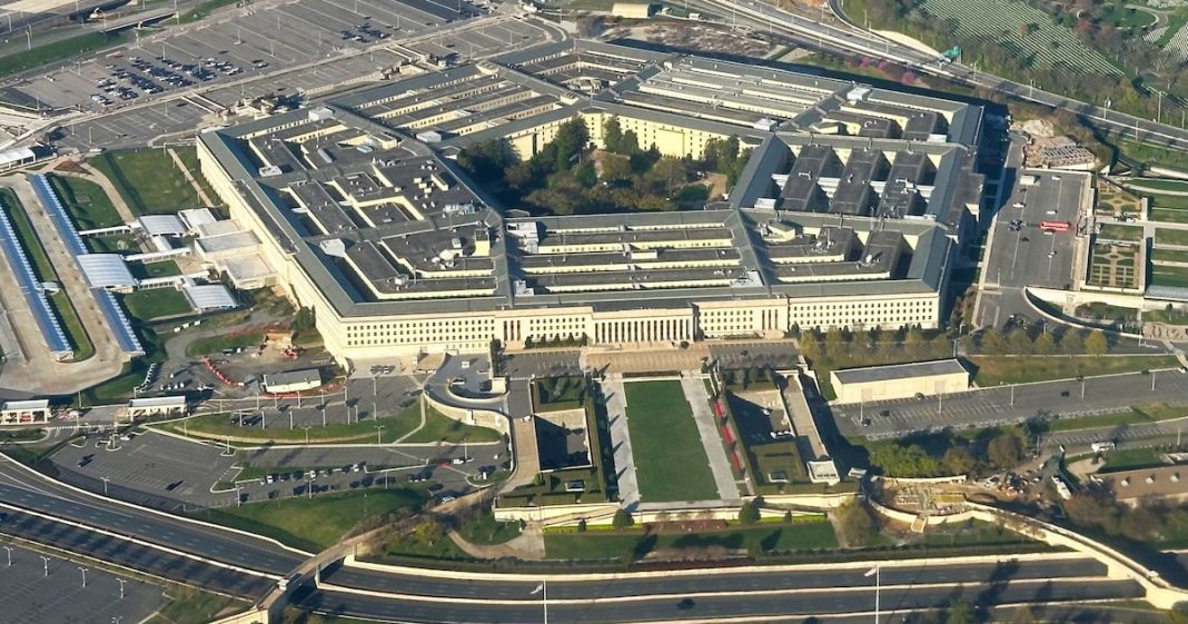 Pentágono vaza dados pessoais e militares de mais de 3 Pentágono vaza dados pessoais e militares de mais de 3 milhões de pessoas