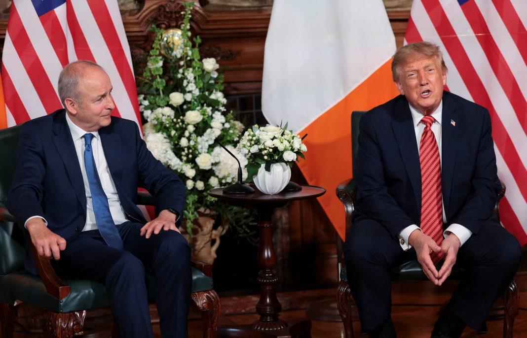 Trump diz que 'forças negativas' trazem preocupações exageradas sobre IA Trump diz que 'forças negativas' trazem preocupações exageradas sobre IA
