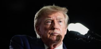 Trump diz que termo 'inteligência artificial' não é bom e cria enquete para mudar nome da tecnologia Trump diz que termo 'inteligência artificial' não é bom e cria enquete para mudar nome da tecnologia