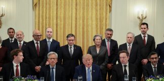 Trump faz encontro com CEOs de IA na Casa Branca; veja FOTOS Trump faz encontro com CEOs de IA na Casa Branca; veja FOTOS