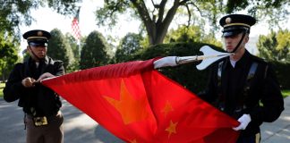 Xi chega a Washington nesta terça-feira para encontro com Trump Xi chega a Washington nesta terça-feira para encontro com Trump