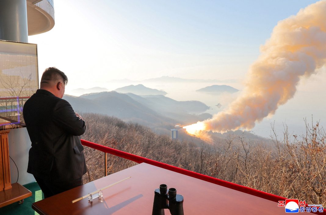Coreia do Norte diz ter testado míssil com IA