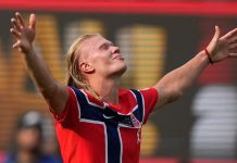 Entenda por que o Instagram de Erling Haaland tem o fundo azul Entenda por que o Instagram de Erling Haaland tem o fundo azul