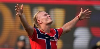 Entenda por que o Instagram de Erling Haaland tem o fundo azul Entenda por que o Instagram de Erling Haaland tem o fundo azul