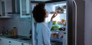 Faltou luz? Entenda quanto tempo a geladeira pode ficar desligada Faltou luz? Entenda quanto tempo a geladeira pode ficar desligada