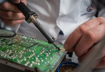 Inteligência artificial muda planos de carreira dos jovens; veja profissões que ganham espaço Inteligência artificial muda planos de carreira dos jovens; veja profissões que ganham espaço