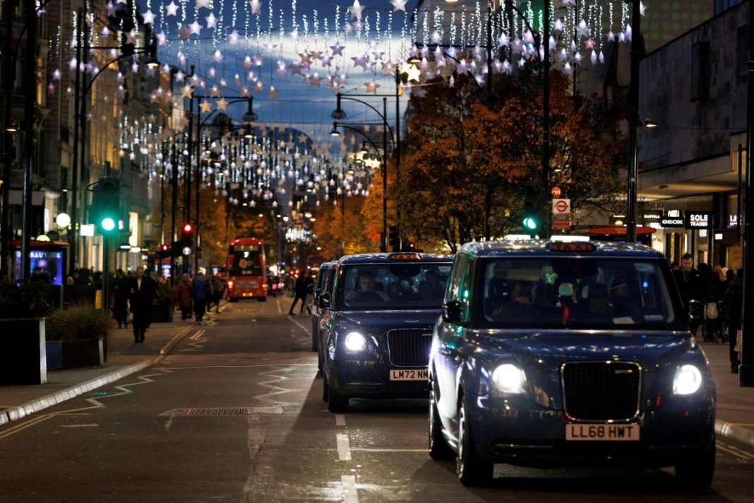 Justiça britânica livra Uber de pagar R$ 2,3 bilhões a Justiça britânica livra Uber de pagar R$ 2,3 bilhões a taxistas