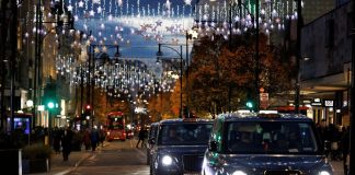 Justiça britânica livra Uber de pagar R$ 2,3 bilhões a taxistas Justiça britânica livra Uber de pagar R$ 2,3 bilhões a taxistas