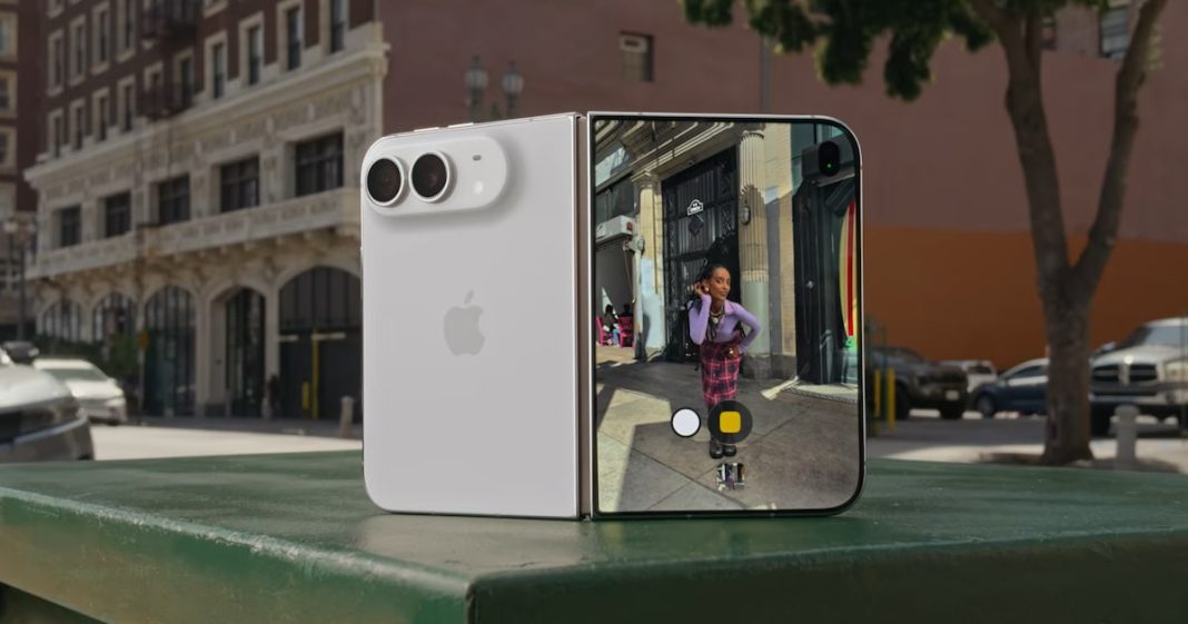 O que acontece com o iPhone Duo após ser dobrado 32 mil vezes? Youtubers fizeram o teste