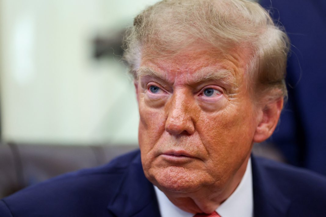 Trump diz que vai proibir o termo inteligência artificial Trump diz que vai proibir o termo inteligência artificial